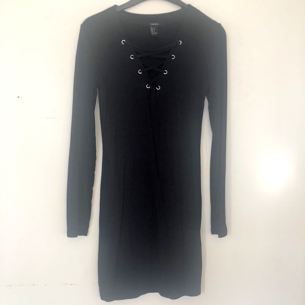 DONATED: F21 | Ribbed Lace-Up Dress